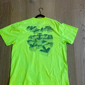 OFF-white shirt extra large